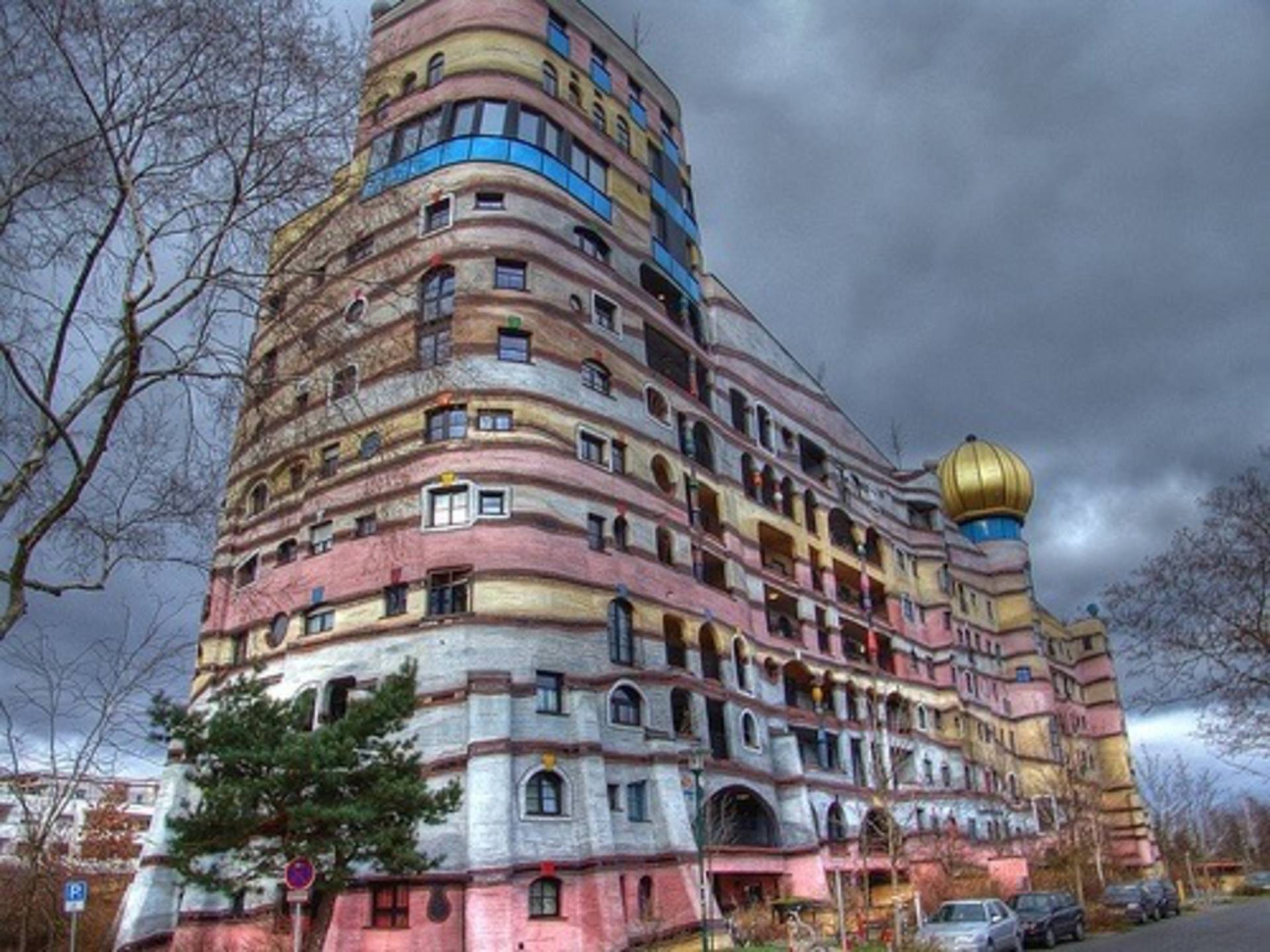 Forest Spiral - Hundertwasser Building