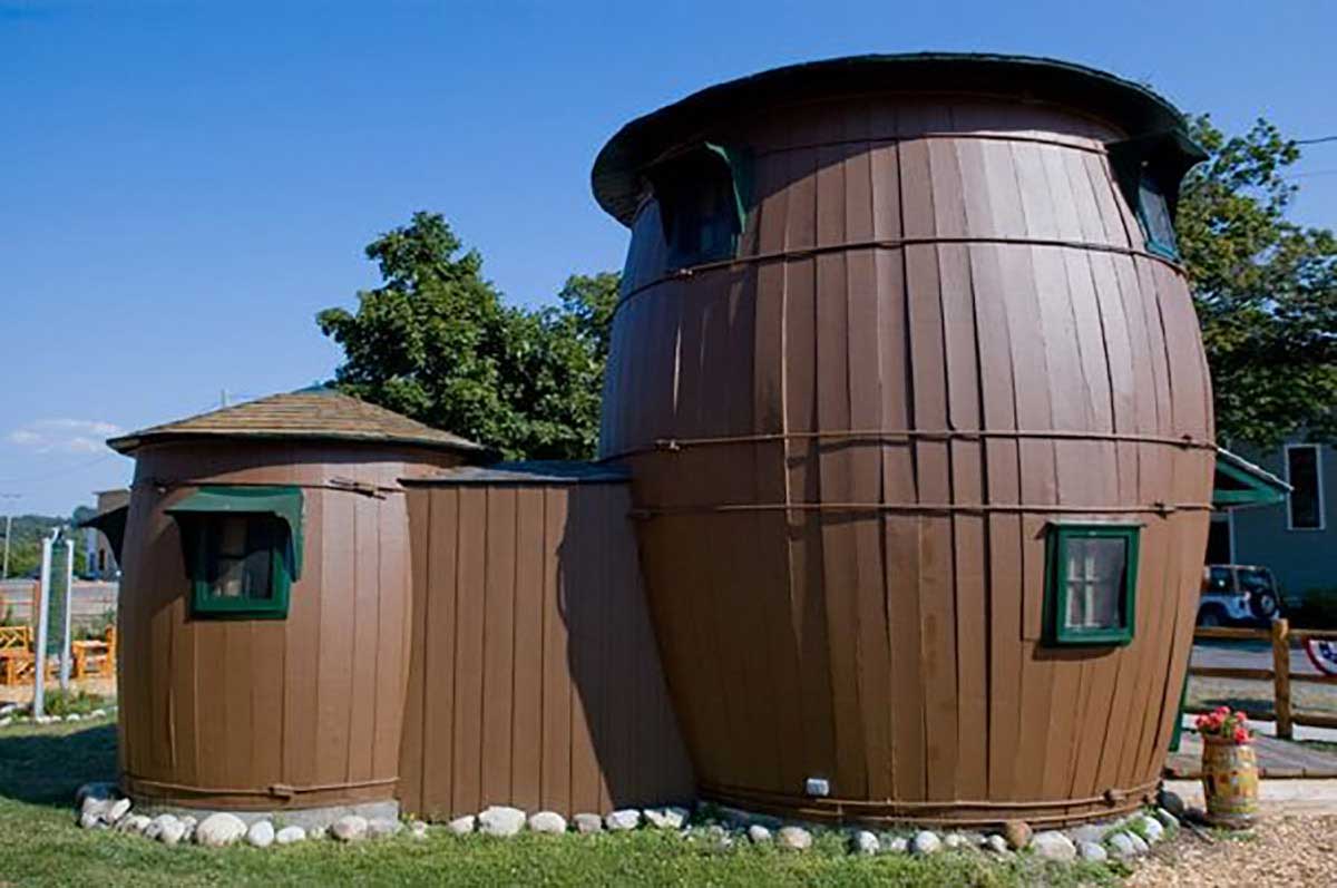 Pickle Barrel House, Grand Marais, Michigan, USA