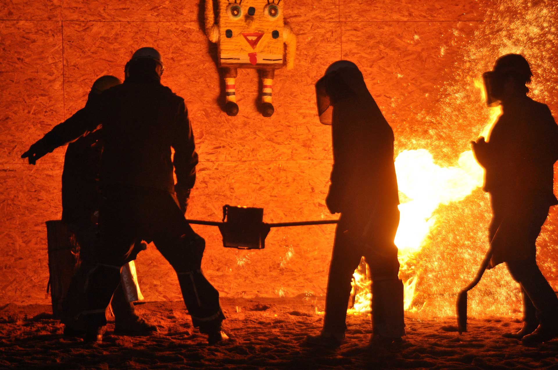 /assets/images/ic_15amazingsteelfacts0_section12.png